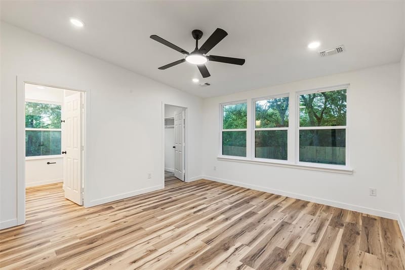 104 E Miller, Whitewright TX 75491 - Photo 20