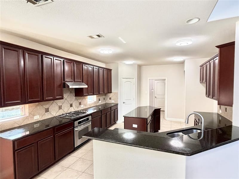 205 Edenderry Drive, Keller TX 76248 - Photo 7