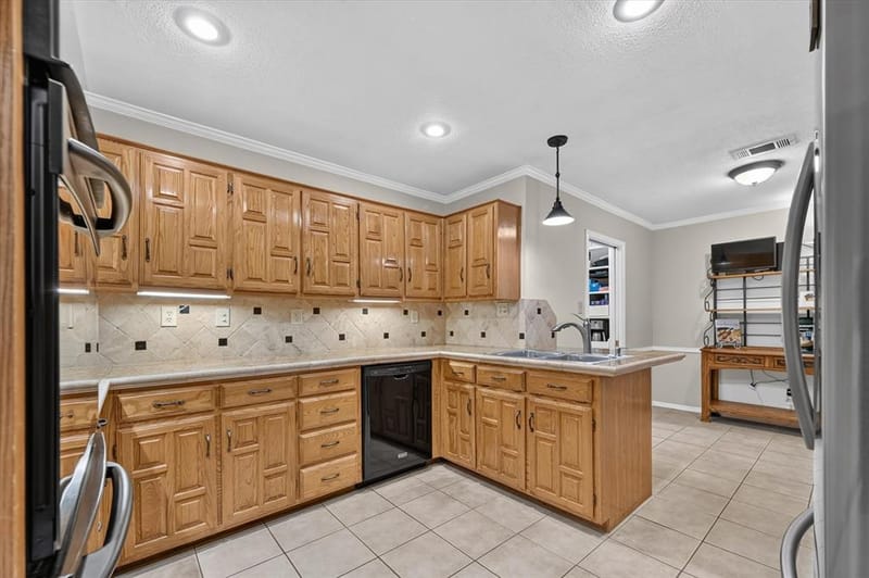 8019 Eagle Trail, Dallas TX 75238 - Photo 11