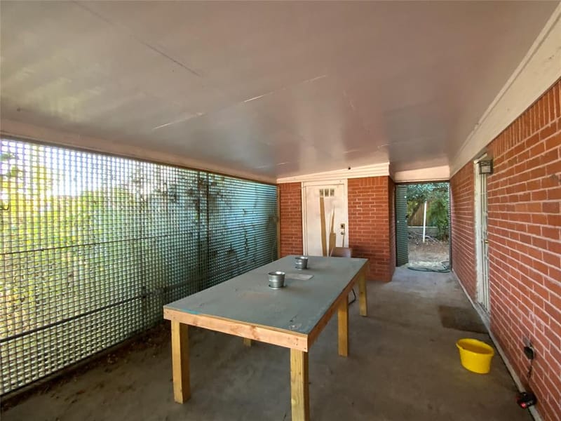 105 N Cole Street, Comanche TX 76442 - Photo 18
