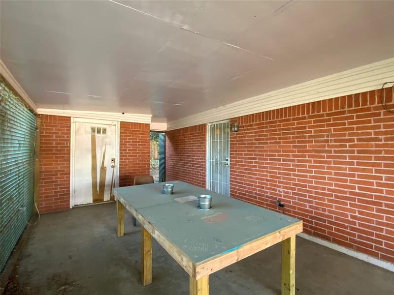 105 N Cole Street, Comanche TX 76442 - Photo 19