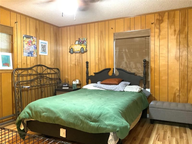 105 N Cole Street, Comanche TX 76442 - Photo 8