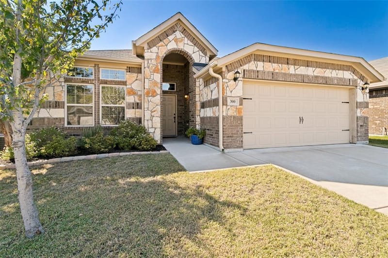 300 Balcones Drive, Fort Worth TX 76108