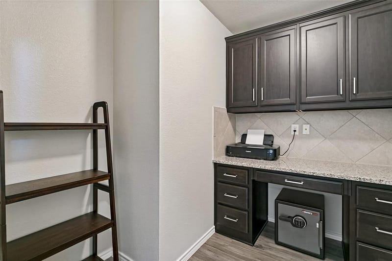 300 Balcones Drive, Fort Worth TX 76108 - Photo 20