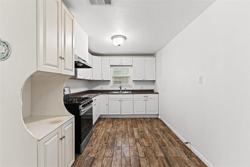 1924 Connally Street, Waco TX 76711 - Photo 9