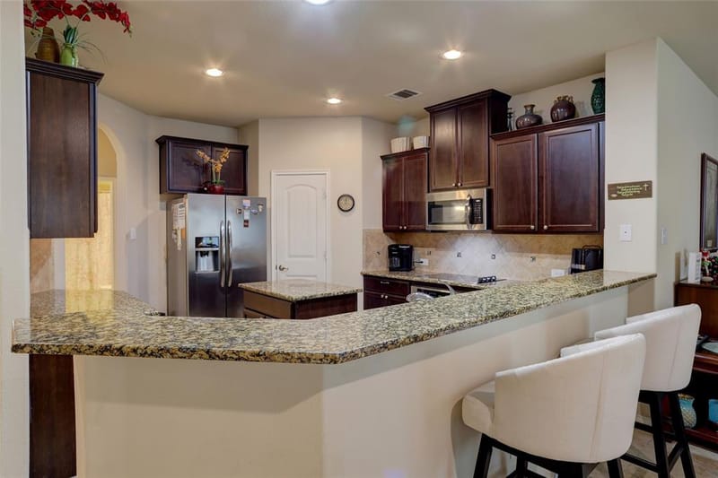 520 Rustic Oak Lane, McKinney TX 75072 - Photo 6