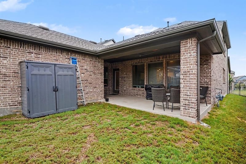 909 Almond Blossom Circle, Crowley TX 76036 - Photo 24