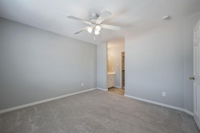 9612 E Oaks Lane, Irving TX 75063 - Photo 24