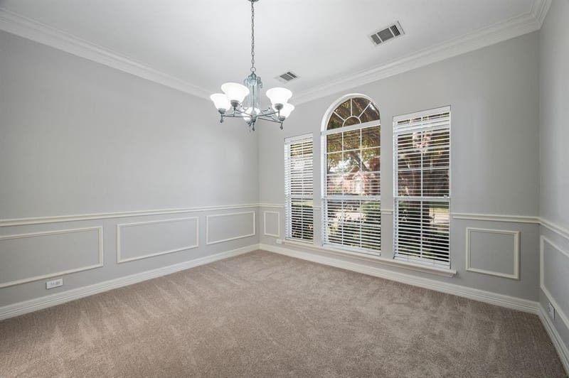 9612 E Oaks Lane, Irving TX 75063 - Photo 11