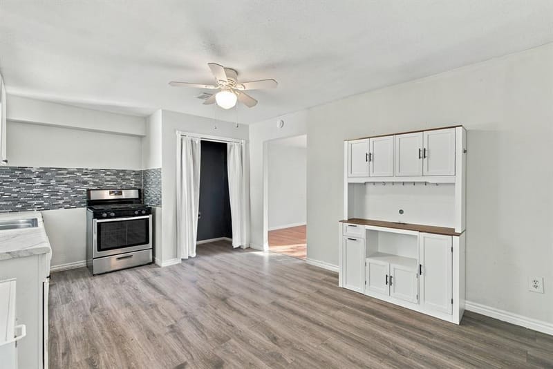 707 N Walnut Street, Weatherford TX 76086 - Photo 9