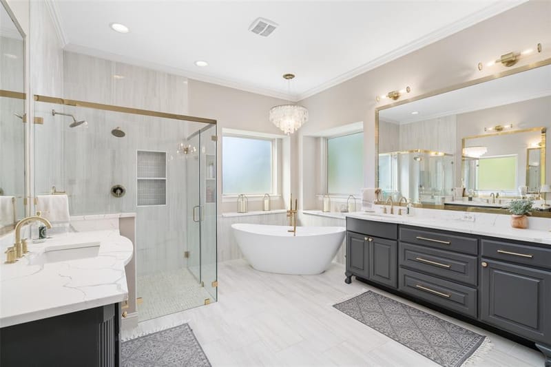 909 Amblewood Drive, Lucas TX 75002