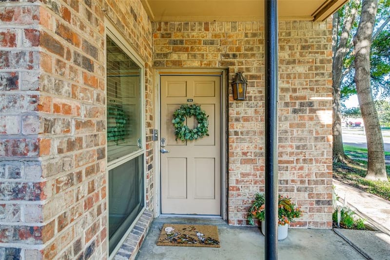 4413 Bellaire Dr S # 104S, Fort Worth TX 76109 - Photo 2