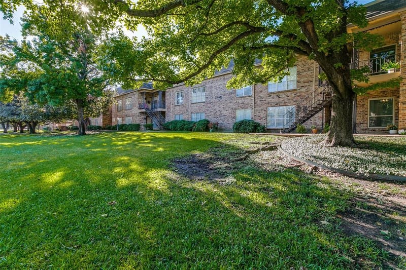 4413 Bellaire Dr S # 104S, Fort Worth TX 76109 - Photo 24