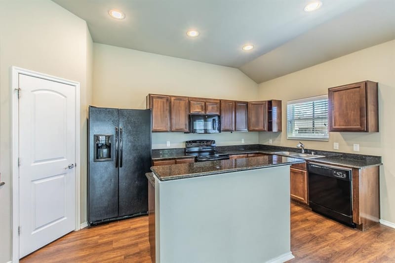 1502 Jane Lane, West TX 76691 - Photo 6