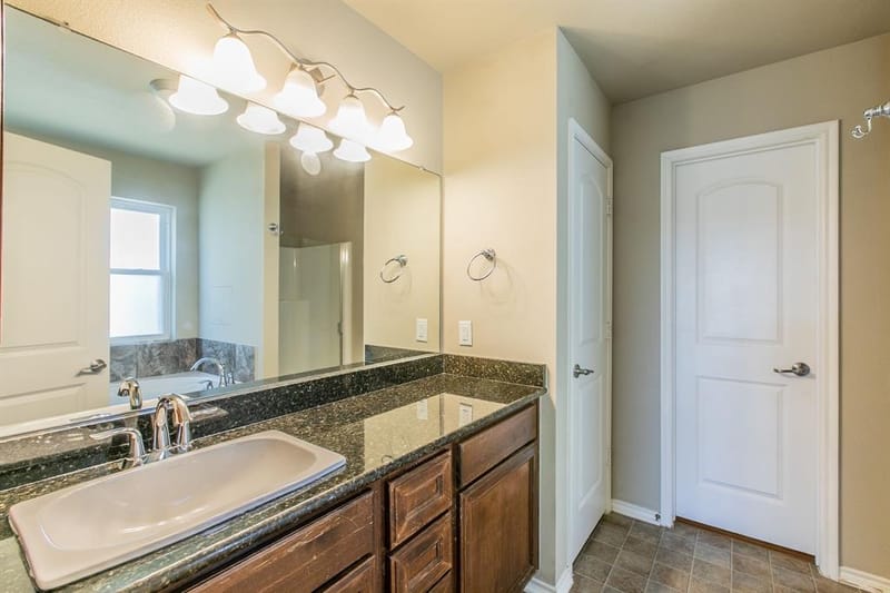 1502 Jane Lane, West TX 76691 - Photo 12