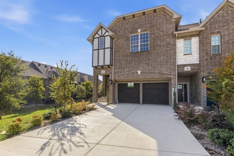 2180 Southwick Drive, Lewisville TX 75067 - Photo 2