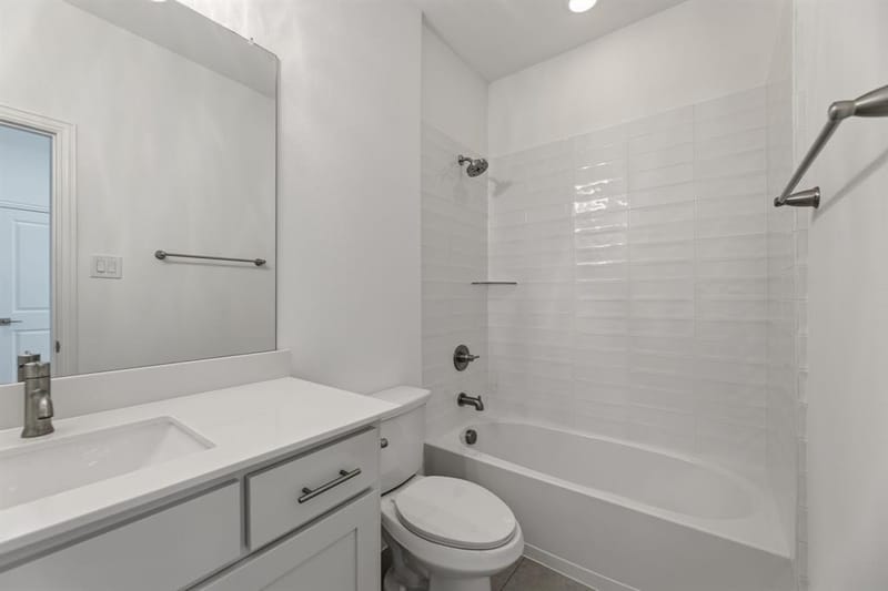 2180 Southwick Drive, Lewisville TX 75067 - Photo 9
