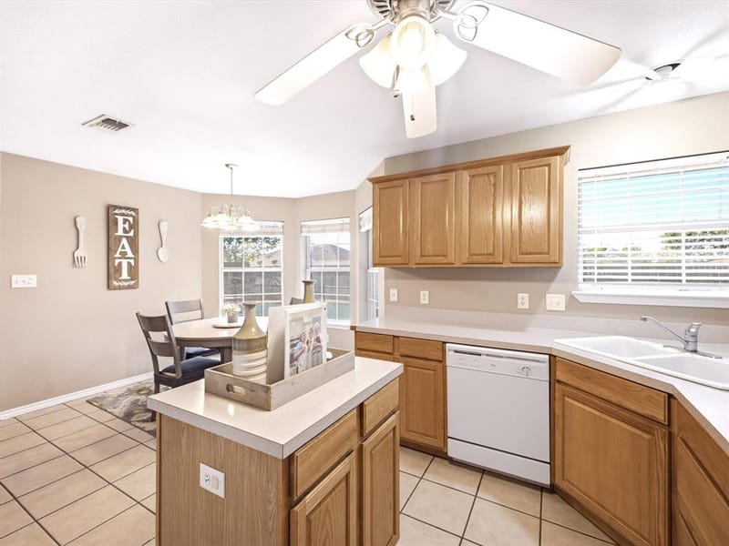 928 Calder Street, Howe TX 75459 - Photo 6
