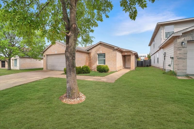 9103 Prairie Bluff Drive, Dallas TX 75227 - Photo 26