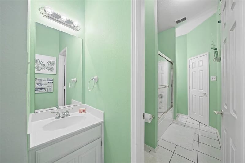 800 Timberwolf Court, Crowley TX 76036 - Photo 28