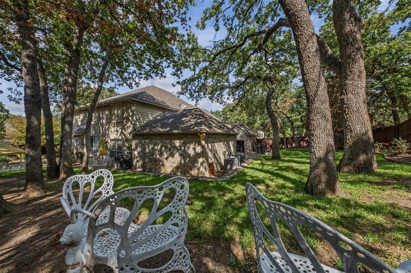800 Timberwolf Court, Crowley TX 76036 - Photo 35