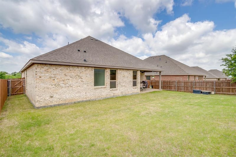 912 Bailey Lane, Mansfield TX 76063 - Photo 34