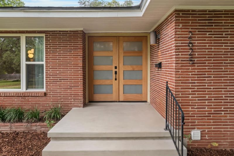 2625 Old Oaks Drive, Waco TX 76710 - Photo 3