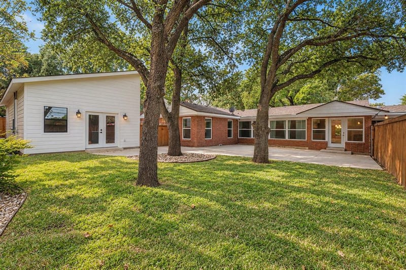 2625 Old Oaks Drive, Waco TX 76710 - Photo 34