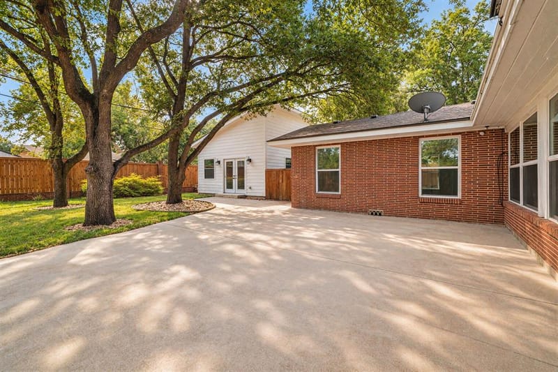 2625 Old Oaks Drive, Waco TX 76710 - Photo 31