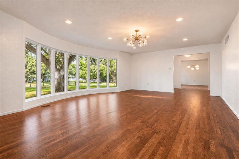 2625 Old Oaks Drive, Waco TX 76710 - Photo 8