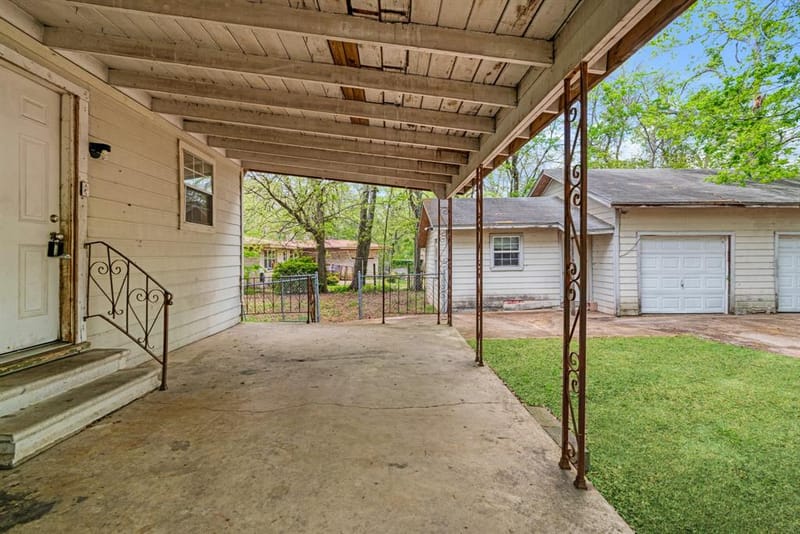 1363 Pine Bluff Street, Paris TX 75460 - Photo 18