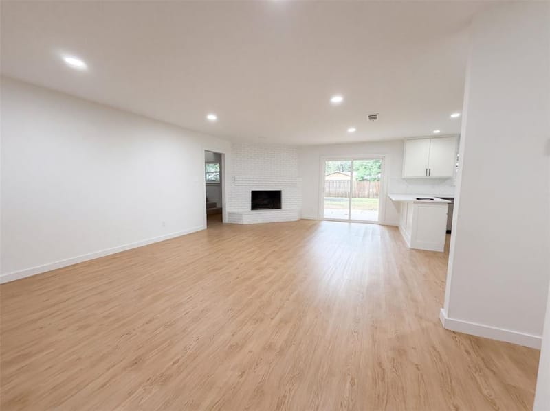 1515 Cherokee Street, Arlington TX 76012 - Photo 6