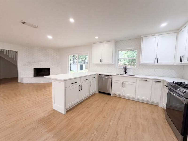 1515 Cherokee Street, Arlington TX 76012 - Photo 7