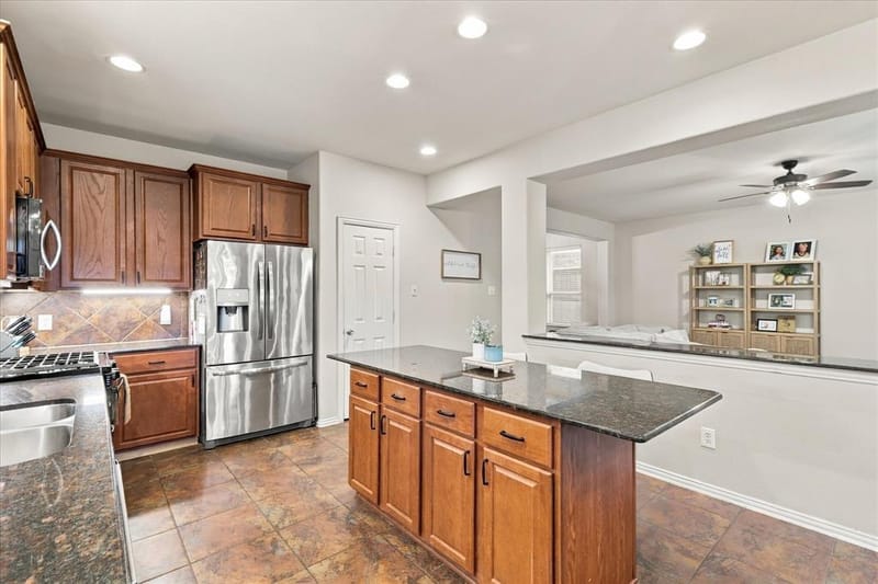 10621 Matador Drive, McKinney TX 75072 - Photo 14