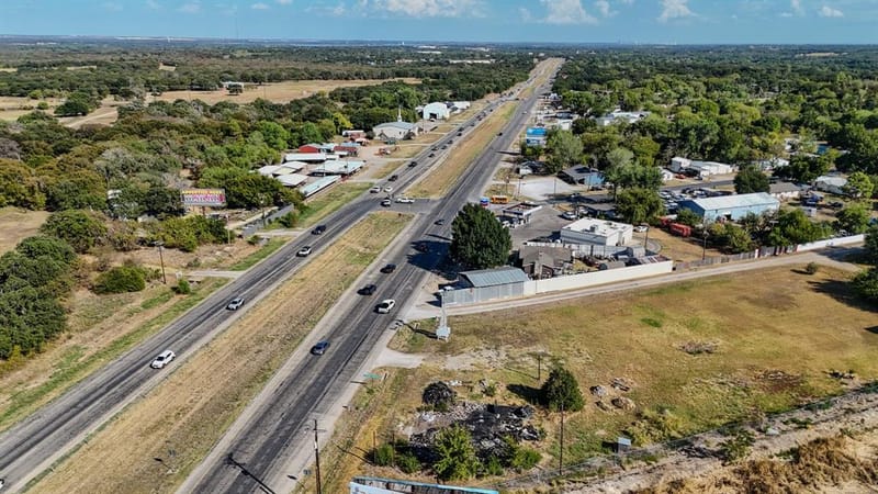 5090 E Highway 199, Springtown TX 76082 - Photo 6