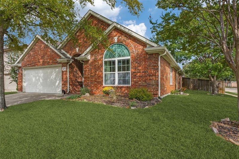 9200 Manassas Ridge, McKinney TX 75071 - Photo 2
