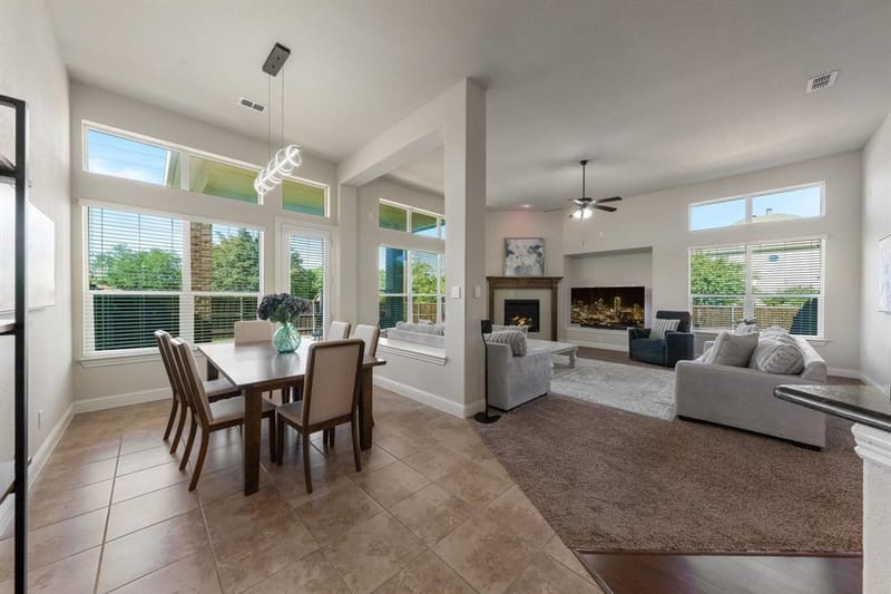 2901 Regents Park Lane, Garland TX 75043 - Photo 12