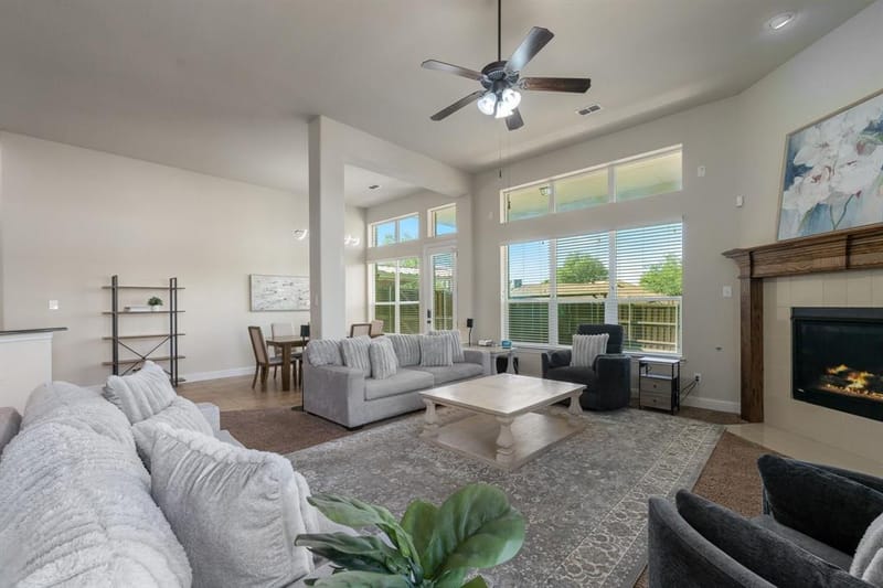 2901 Regents Park Lane, Garland TX 75043 - Photo 9