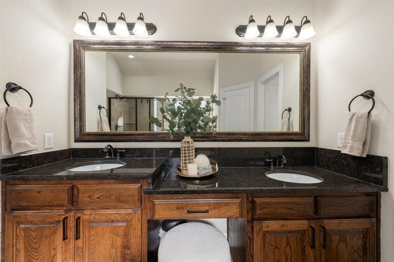 2901 Regents Park Lane, Garland TX 75043 - Photo 24