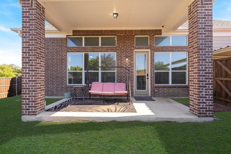 2901 Regents Park Lane, Garland TX 75043 - Photo 33