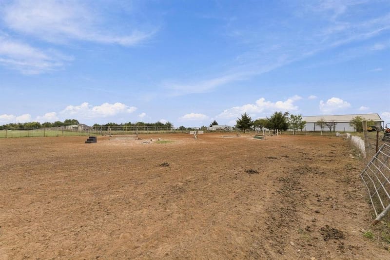 1422 County Road 377, Van Alstyne TX 75495 - Photo 36