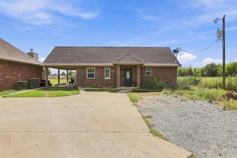 1422 County Road 377, Van Alstyne TX 75495 - Photo 24