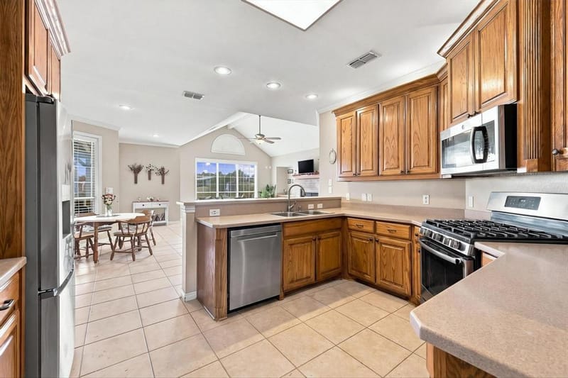 1422 County Road 377, Van Alstyne TX 75495 - Photo 11