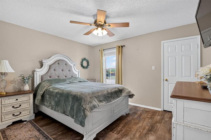 10425 Brangus Drive, Crowley TX 76036 - Photo 17