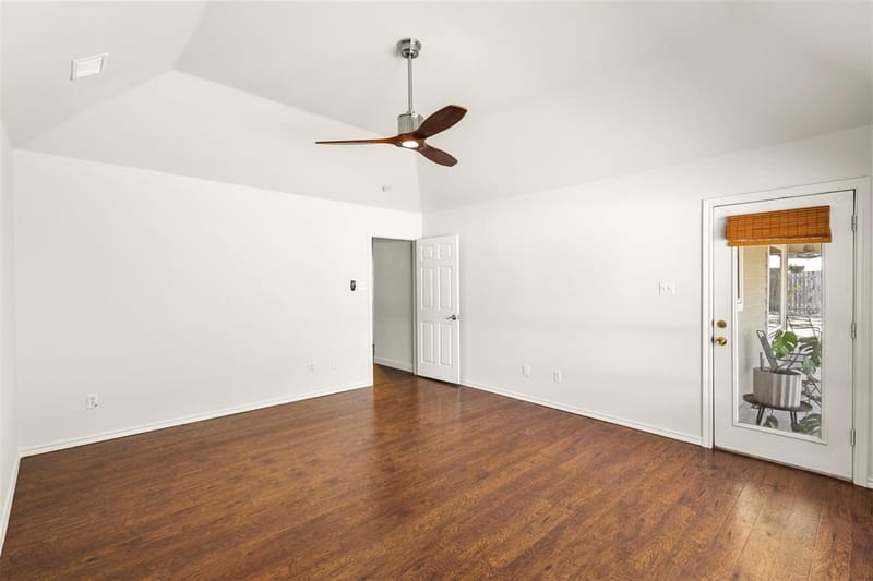 512 Post Oak Drive, Newark TX 76071 - Photo 12