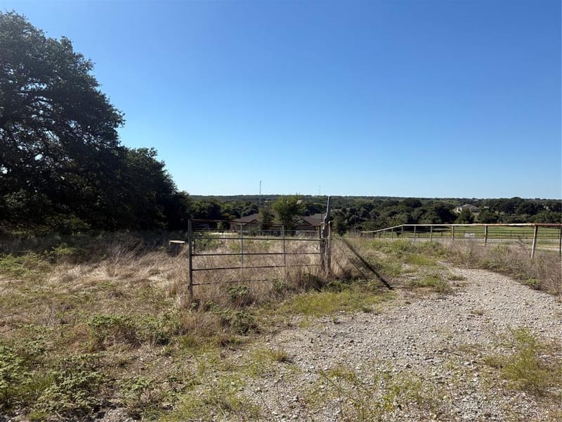 104 Russell Bend Road, Weatherford TX 76088 - Photo 2