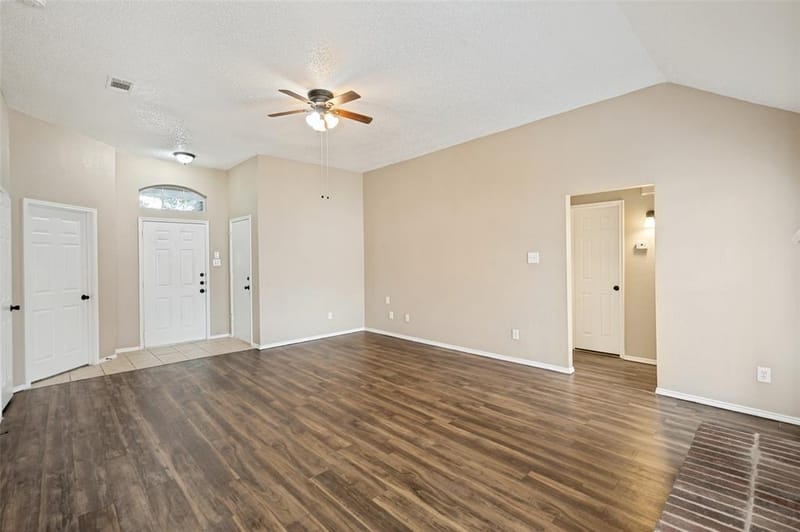 1512 Manitoba Lane, Glenn Heights TX 75154 - Photo 7