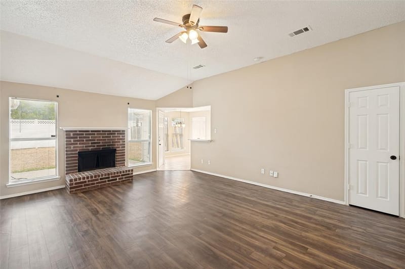 1512 Manitoba Lane, Glenn Heights TX 75154 - Photo 8