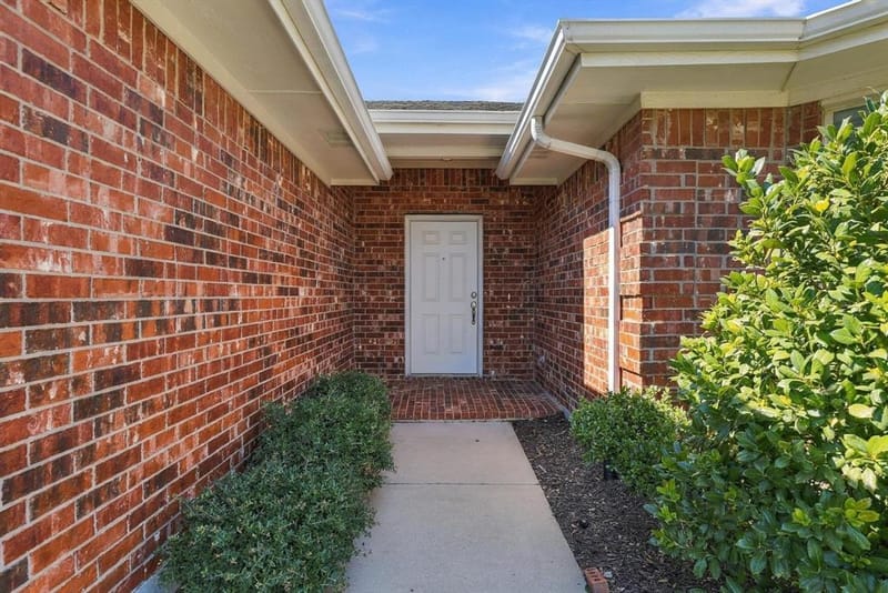 9187 Gaspard Court, Frisco TX 75033 - Photo 3