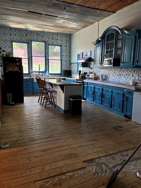 217 E White Street, Pilot Point TX 76258 - Photo 2
